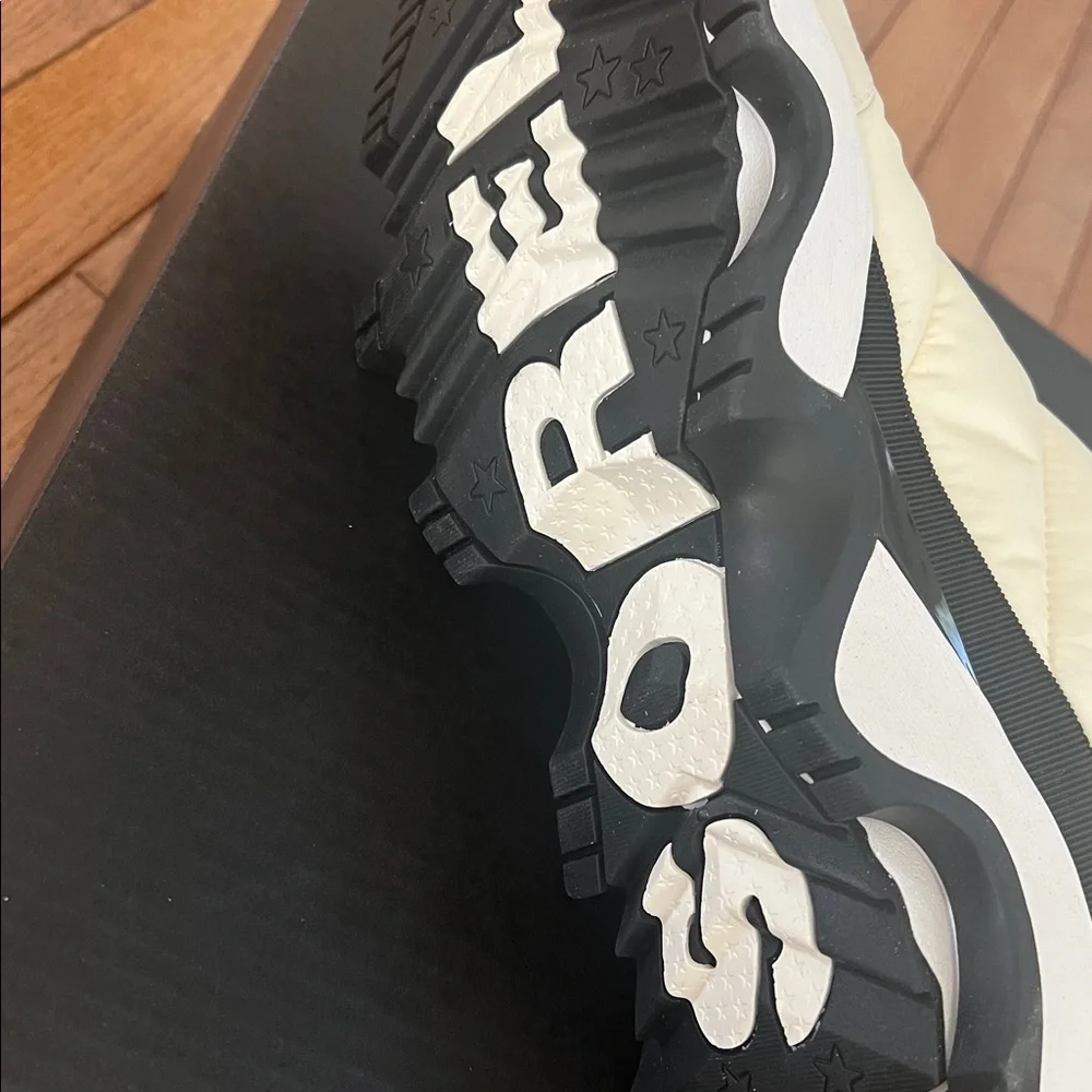 SOREL Kinetic Impact Waterproof Zip Bootie . (Women)